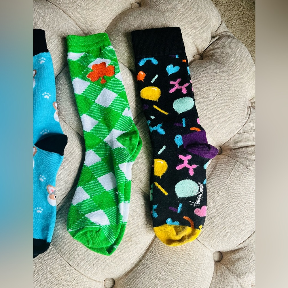 Bundle of Novelty Socks - Picture 6 of 12